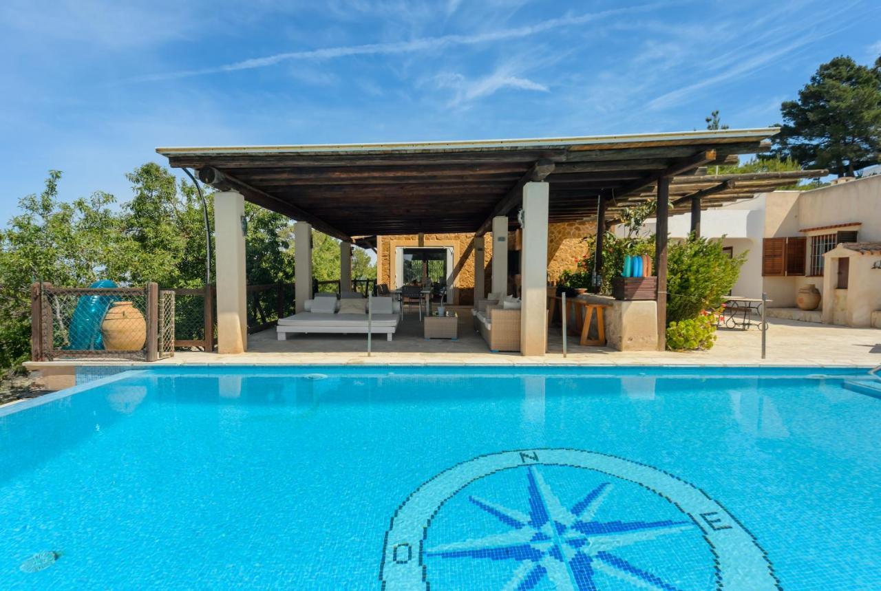 New!villa Savinar * San José